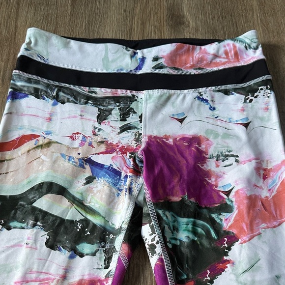 Lululemon Cropped Leggings - Picture 2 of 7